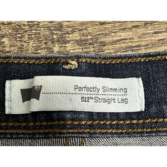 Levi's 512 Perfectly Slimming Jeans 12S W31 L30 Straight Leg Dark Wash Stretch - Picture 3 of 10
